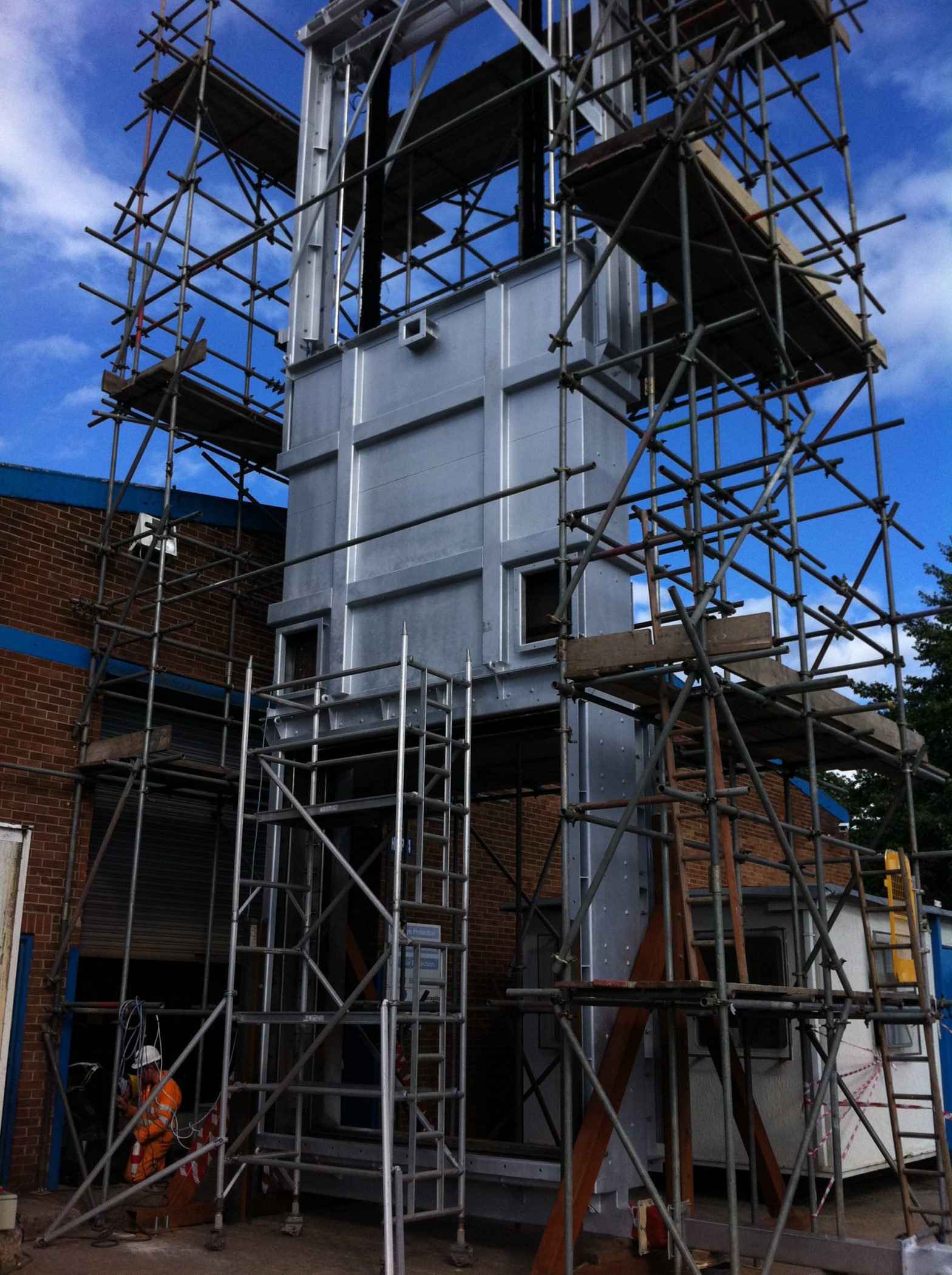 Guillotine damper manufacturing image